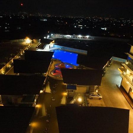 Cahaya Villa Hotel Garut Zewnętrze zdjęcie